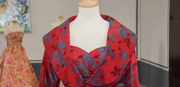 Presentació de l’exposició “Els grans de la moda en la seda. Segle XX”.