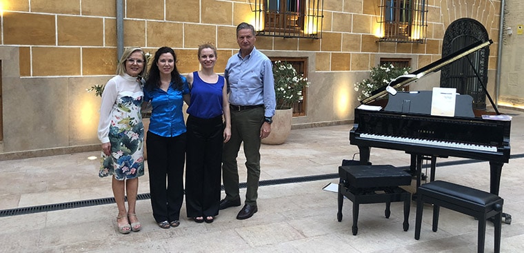 Recital Benéfico de piano a cuatro manos en el Museo de la Seda