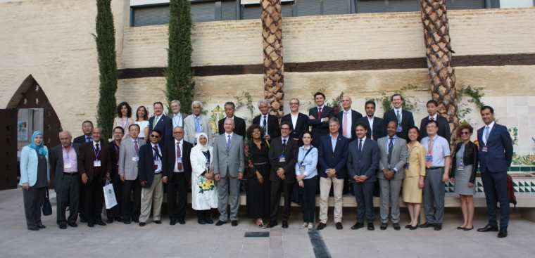 El Colegio del Arte Mayor de la Seda recibe a la UNESCO